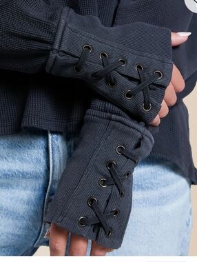 NWT. Free People Black Lapis Cuff Thermal. Size S